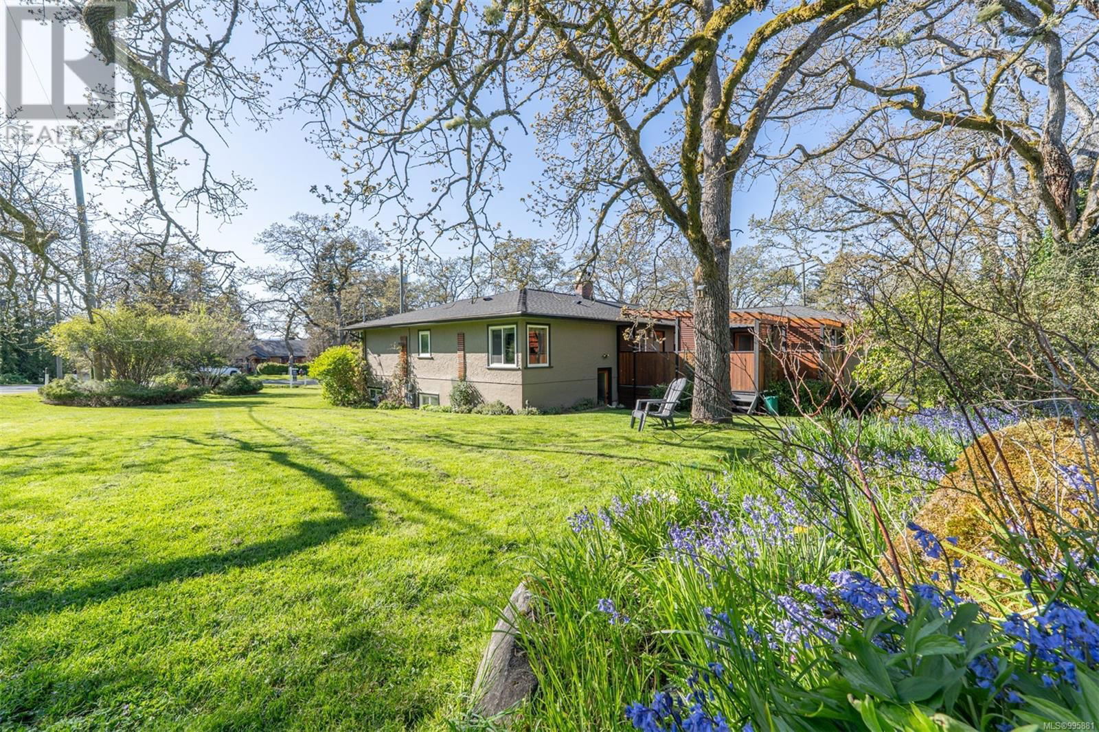 1584 ATHLONE DRIVE Image 46