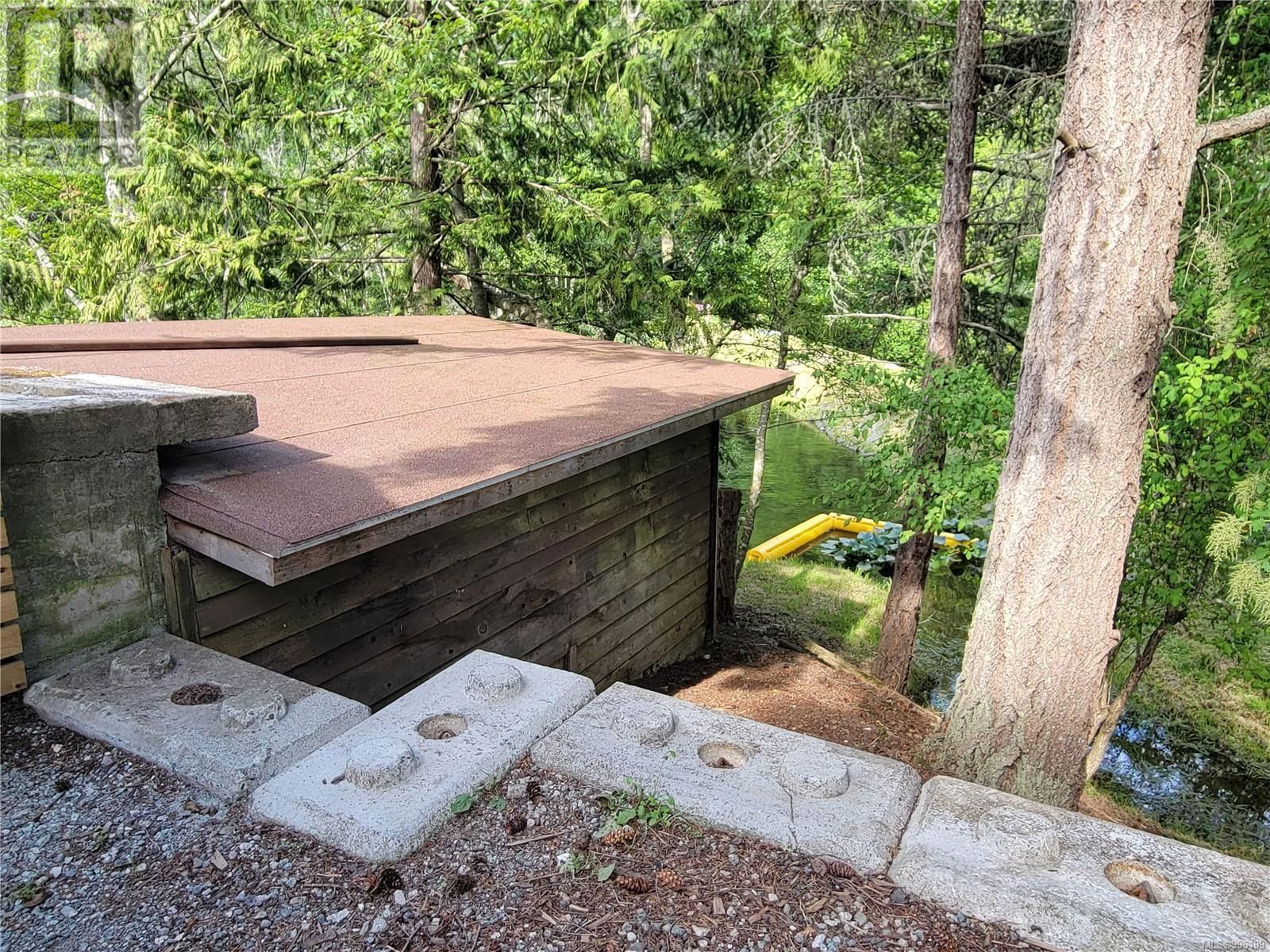 4898 PIRATES ROAD Image 58