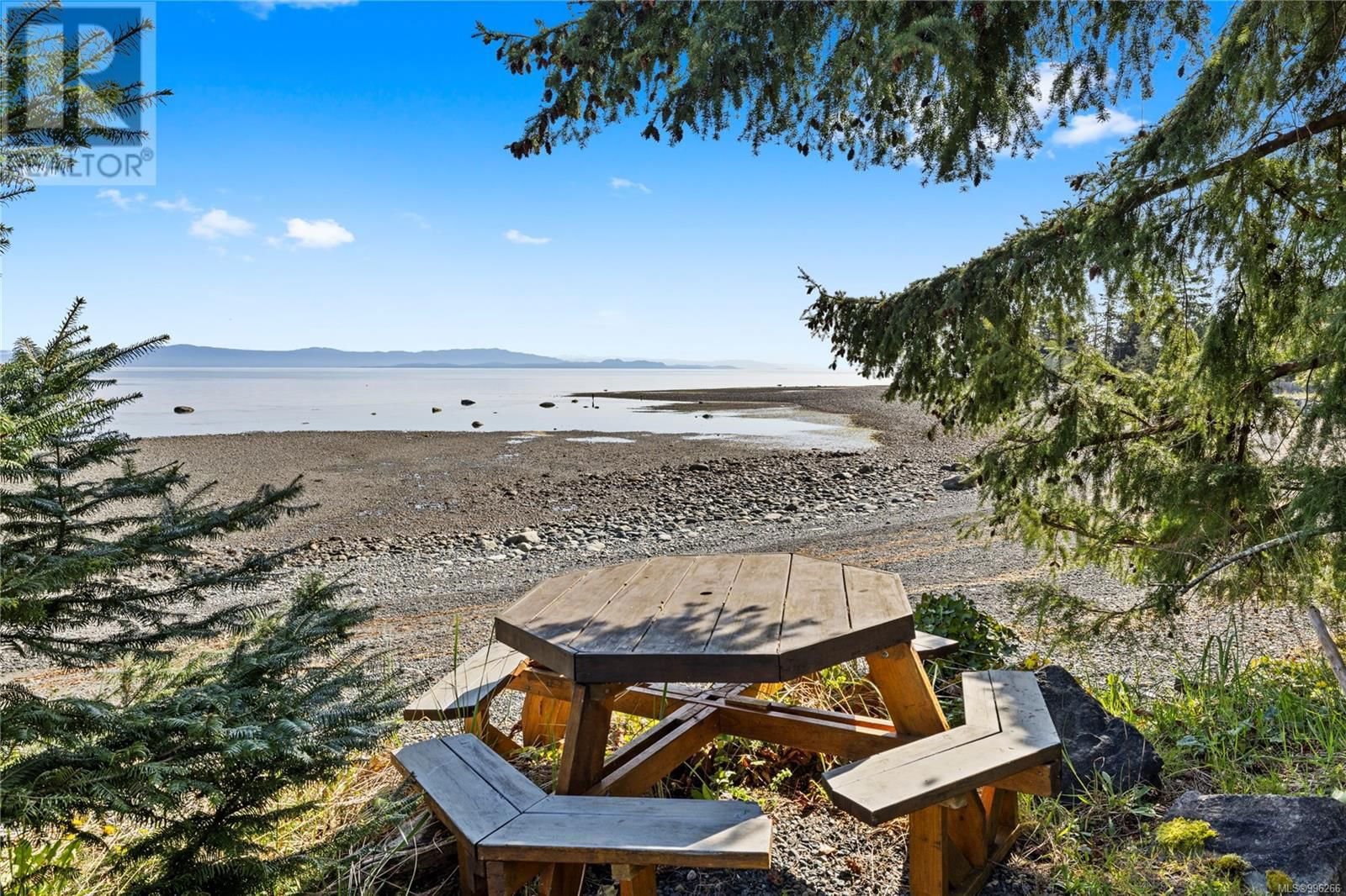 6655 ISLAND HIGHWAY WEST Image 15