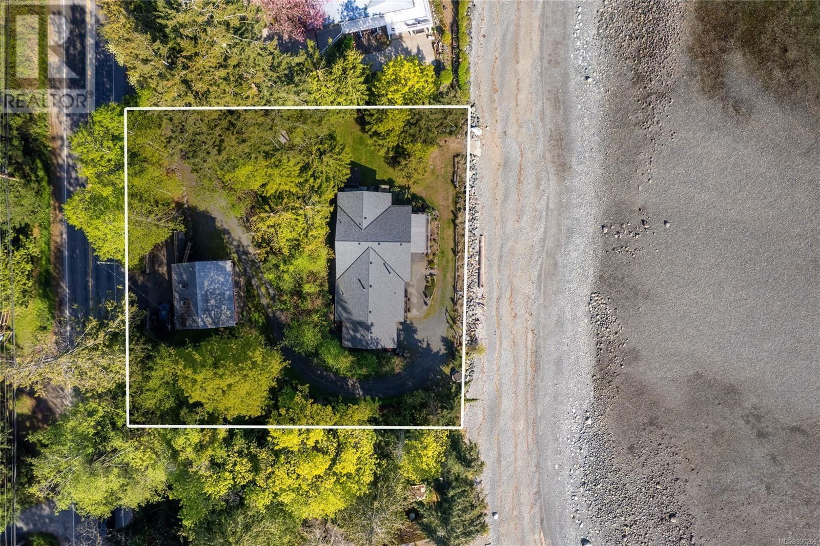 6655 ISLAND HIGHWAY WEST Image 3