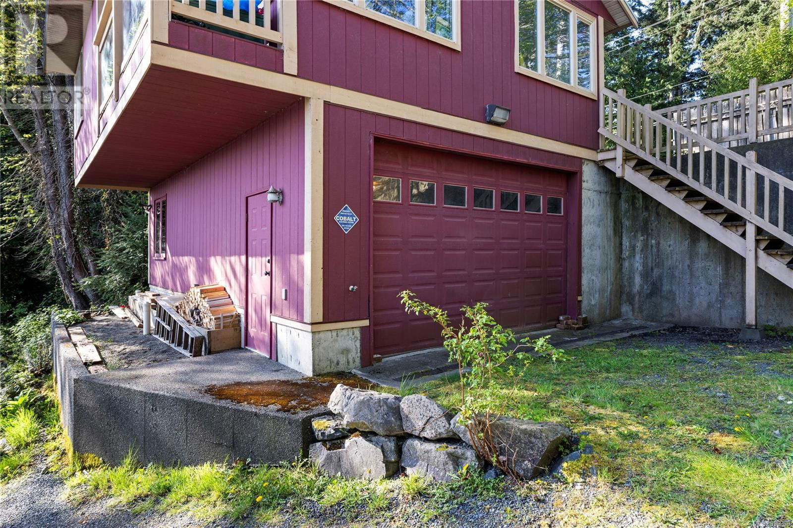 6655 ISLAND HIGHWAY WEST Image 38
