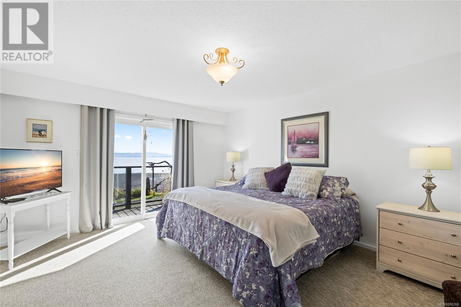 6655 ISLAND HIGHWAY WEST Image 8