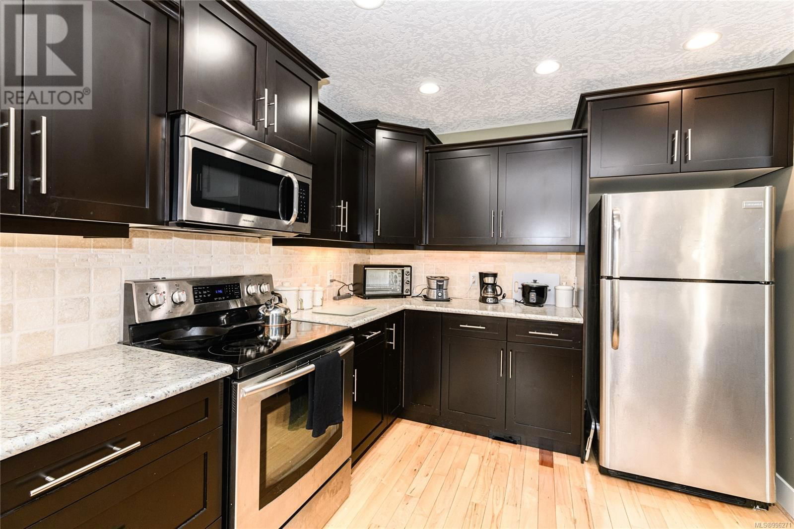 1373 HUTCHINSON ROAD Image 11