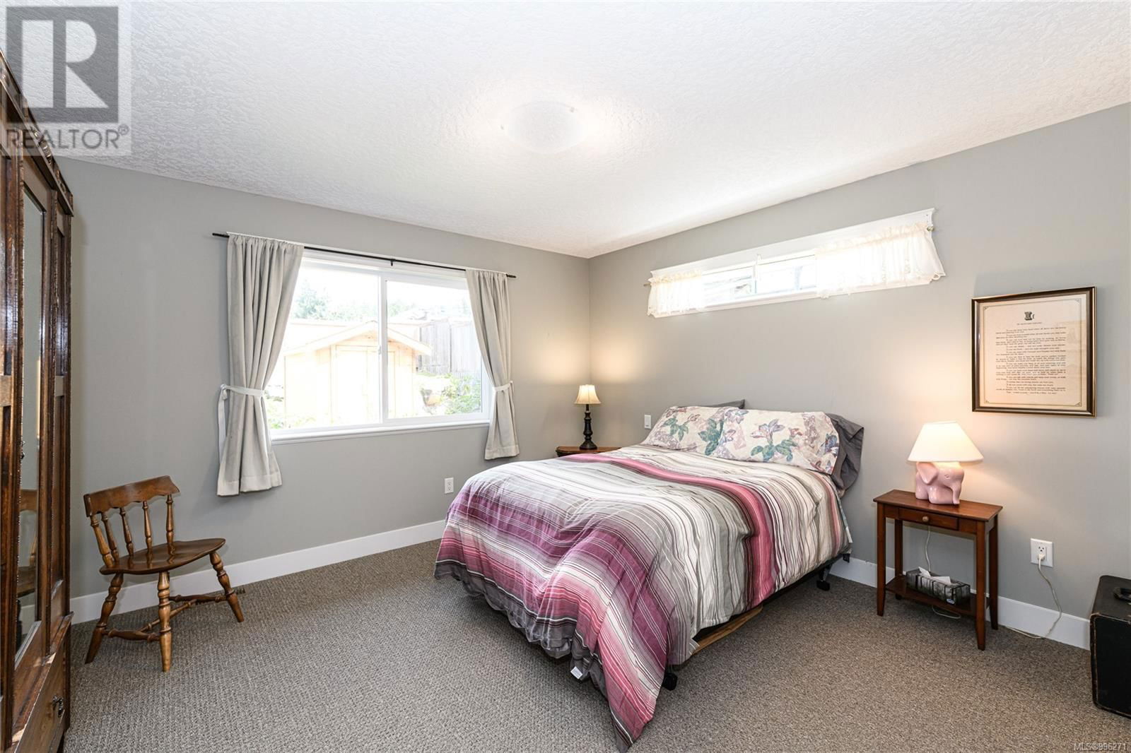 1373 HUTCHINSON ROAD Image 19
