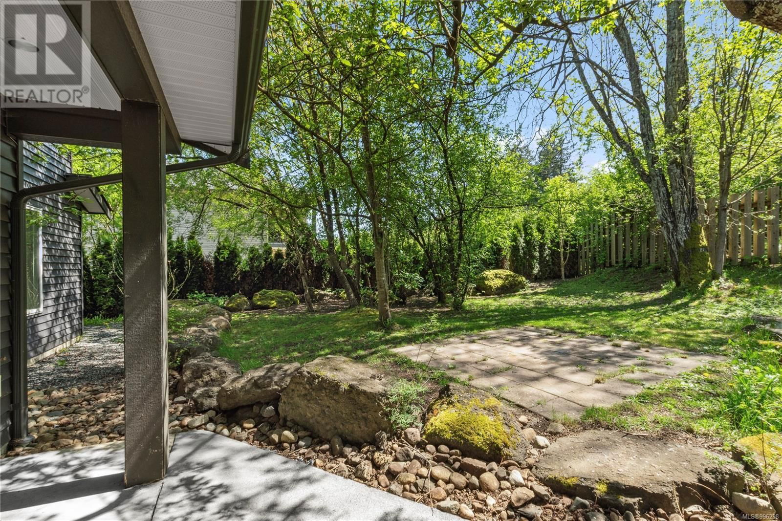 541 MARISA STREET Image 31