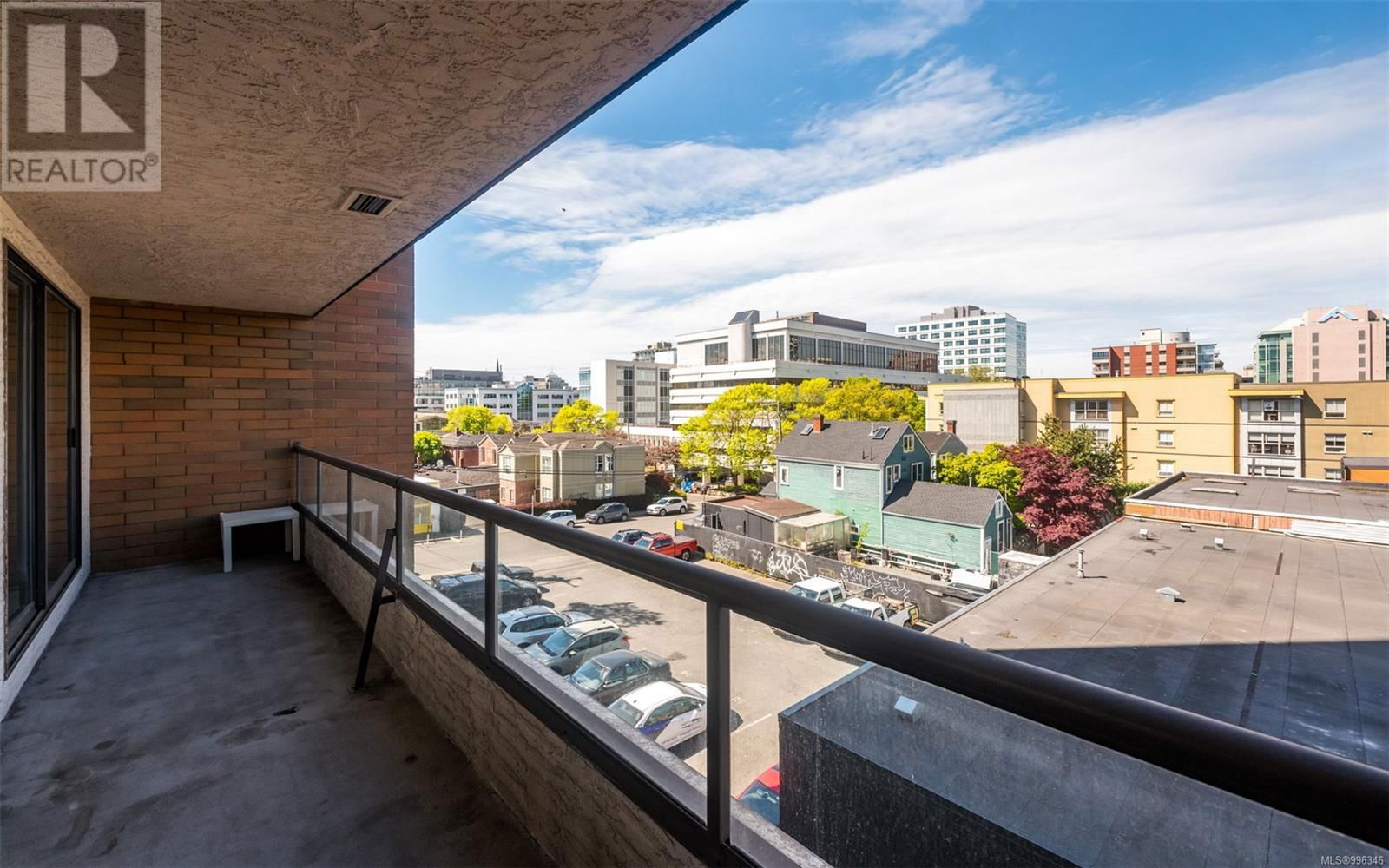 404 - 1630 QUADRA STREET Image 14
