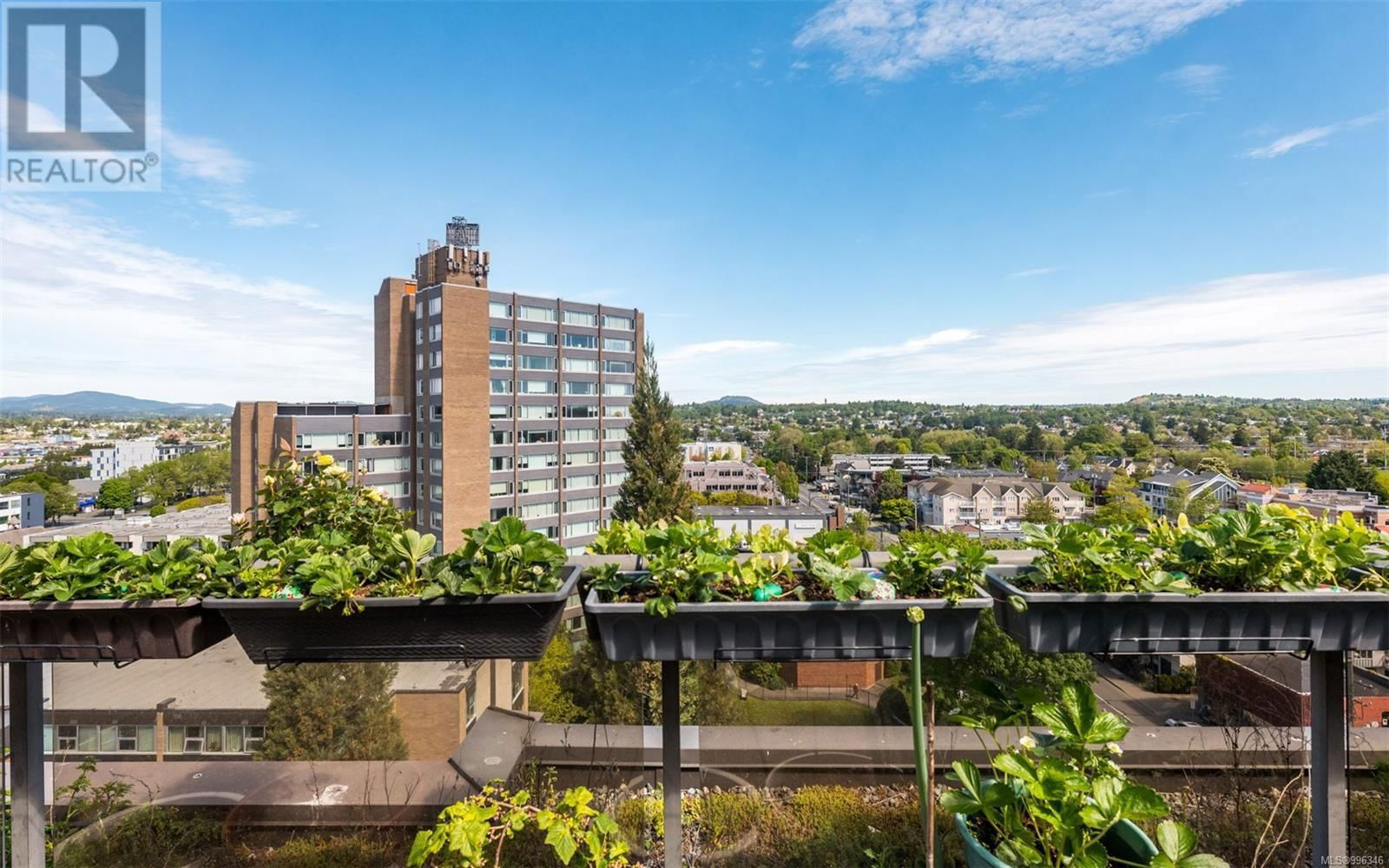 404 - 1630 QUADRA STREET Image 21