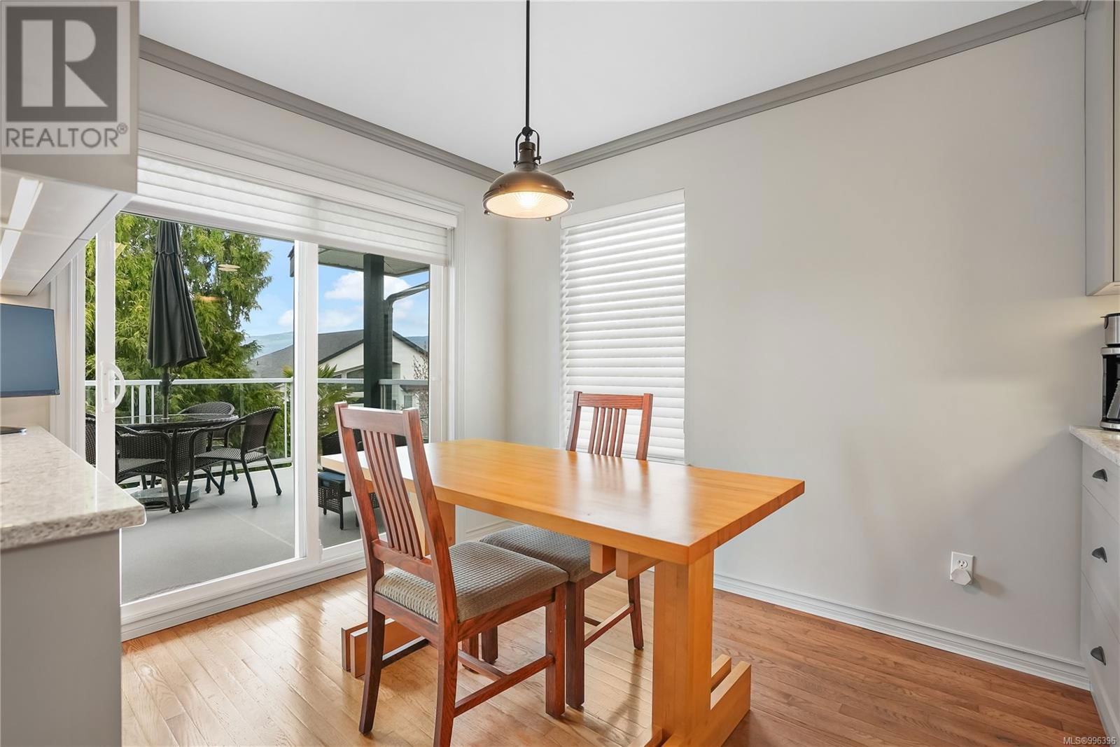 808 COUNTRY CLUB DRIVE Image 8