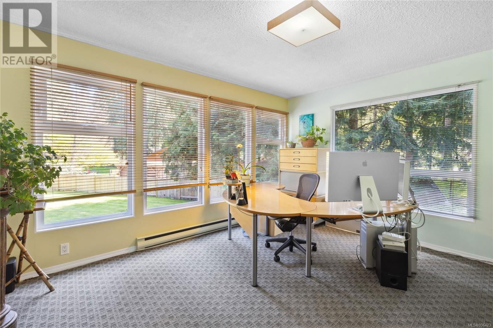 658 MARTINDALE ROAD Image 16