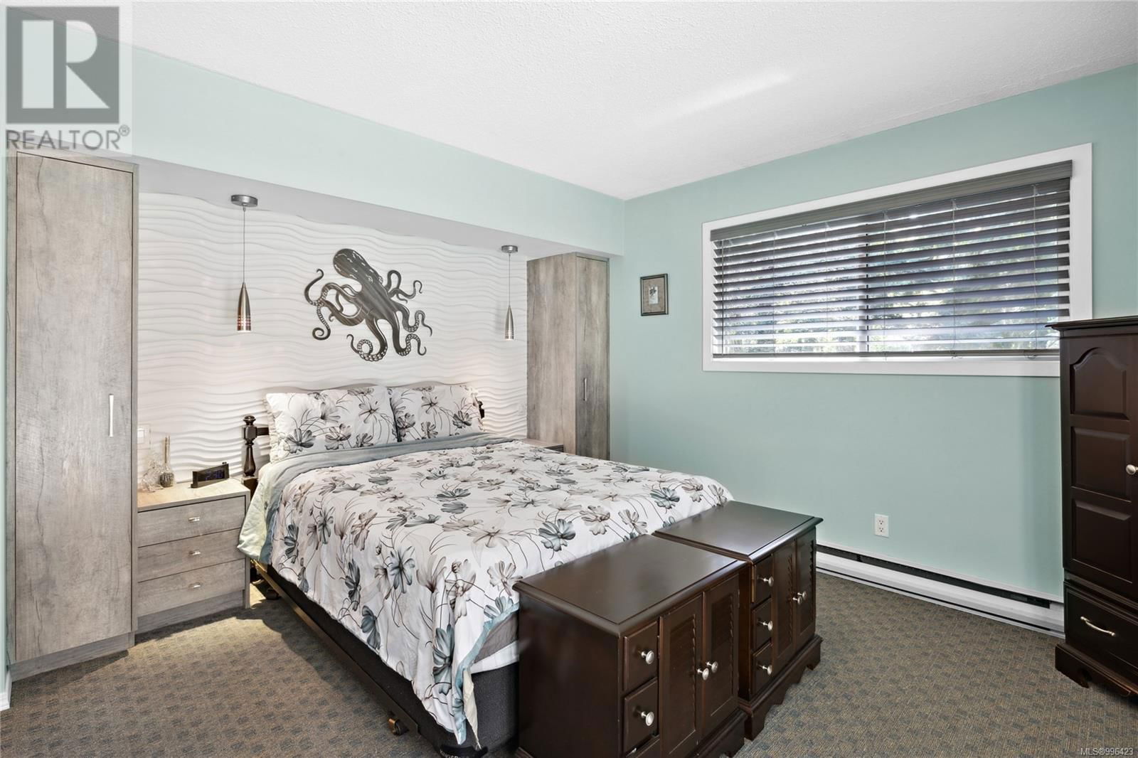658 MARTINDALE ROAD Image 17