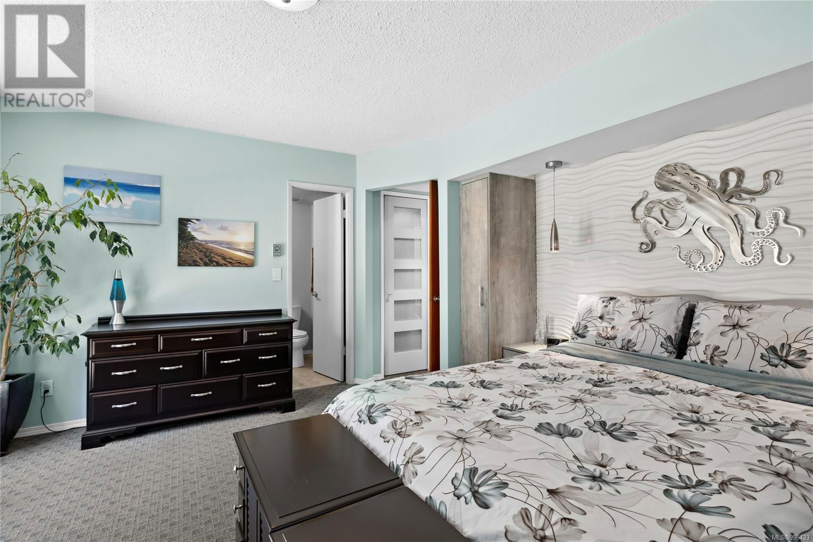 658 MARTINDALE ROAD Image 18