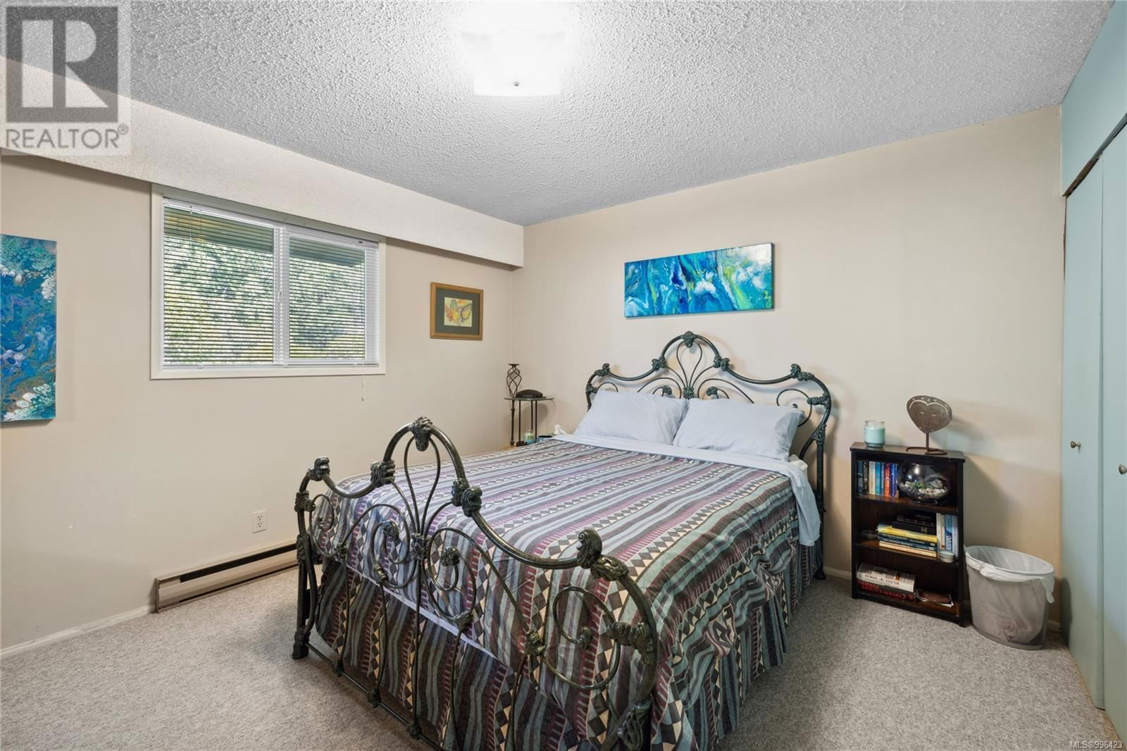 658 MARTINDALE ROAD Image 22