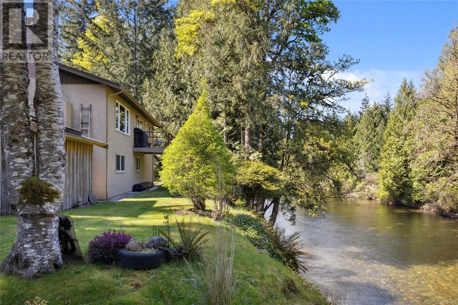 658 MARTINDALE ROAD Image 44