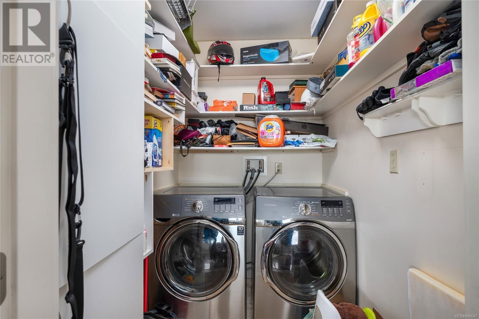 521 LARCH STREET Image 31