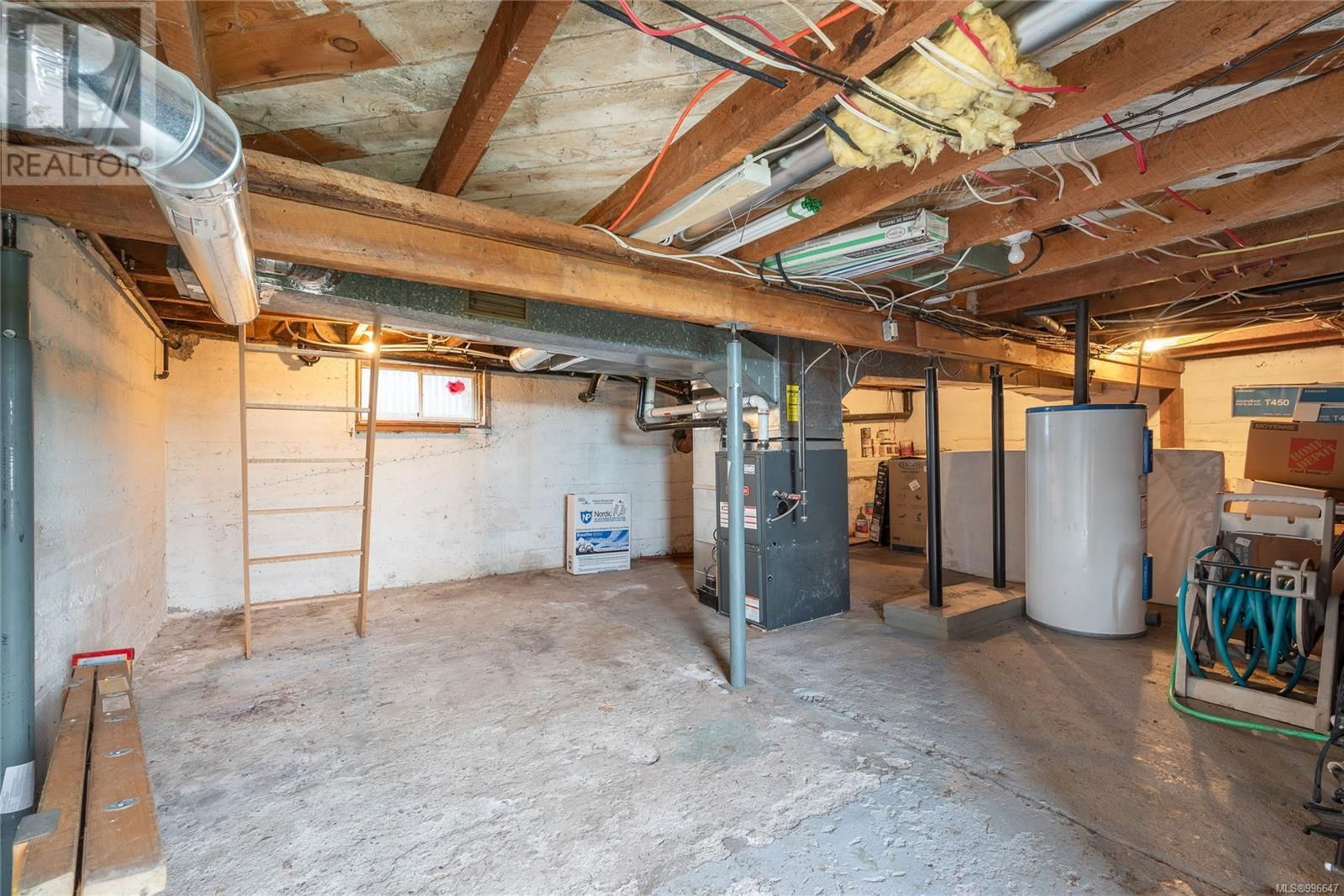 521 LARCH STREET Image 50