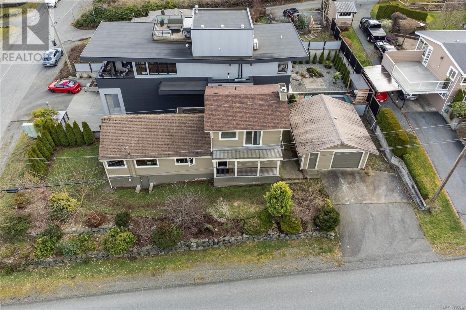 521 LARCH STREET Image 52