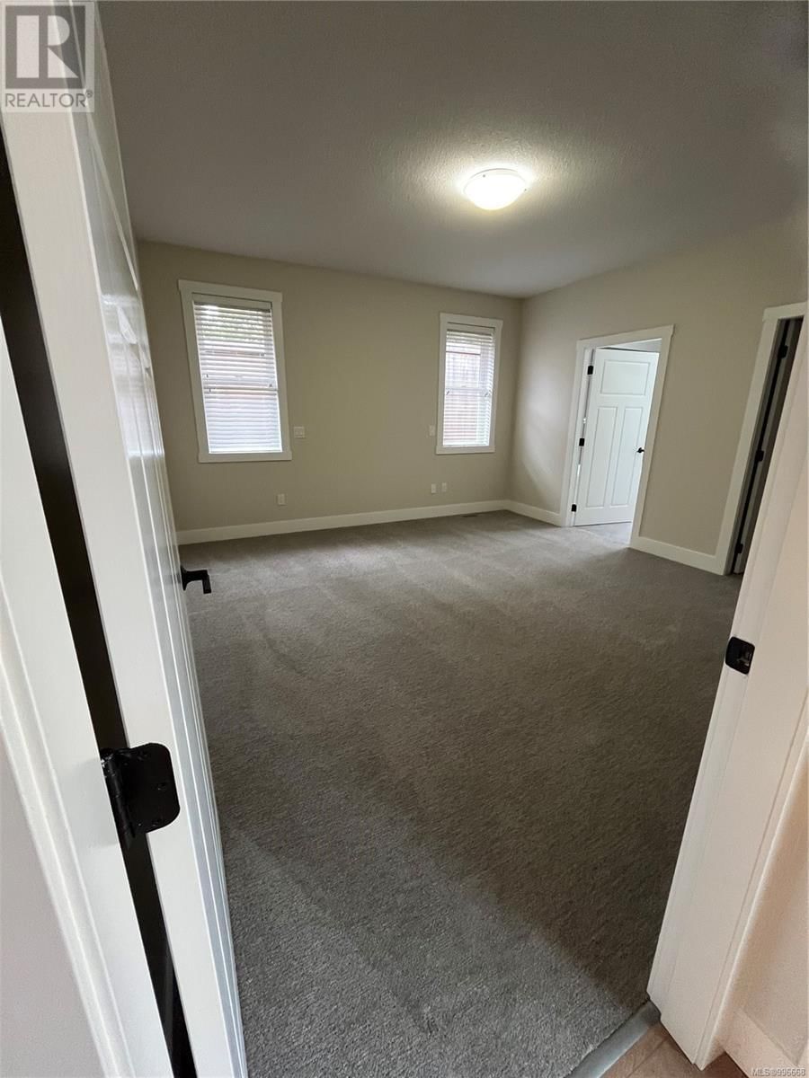 3073 NEYLAND ROAD Image 15