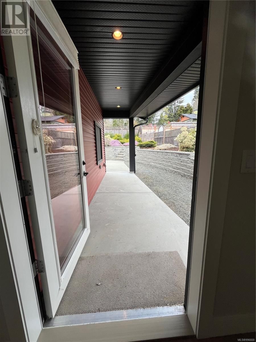 3073 NEYLAND ROAD Image 19