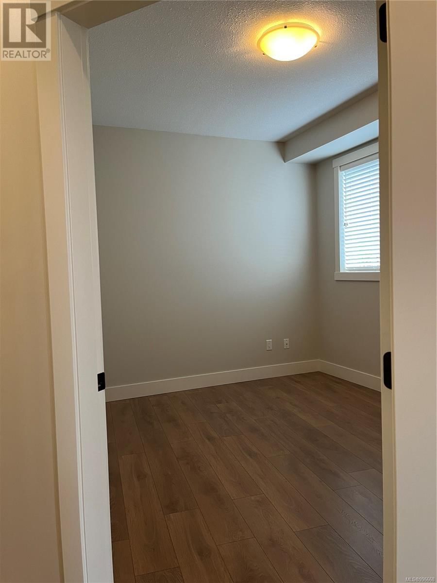3073 NEYLAND ROAD Image 4