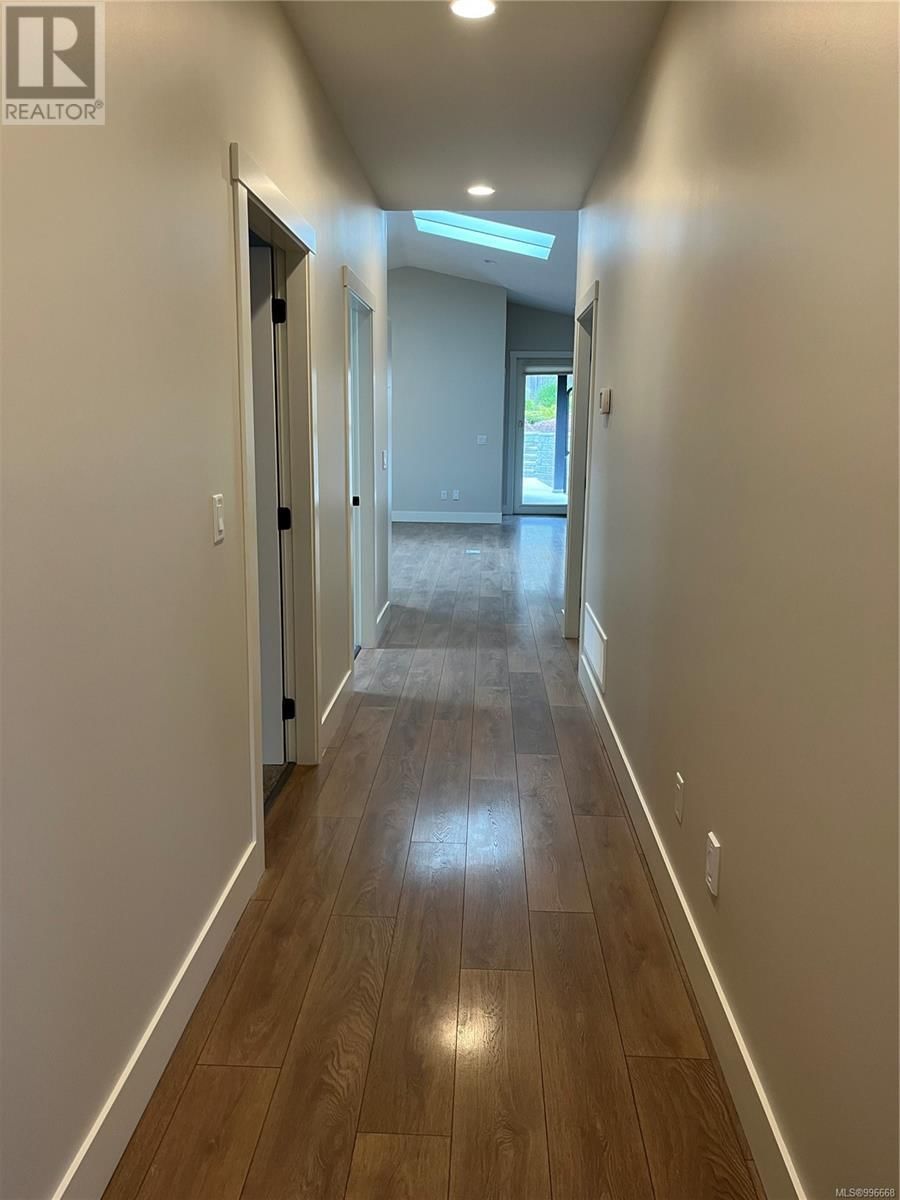 3073 NEYLAND ROAD Image 5