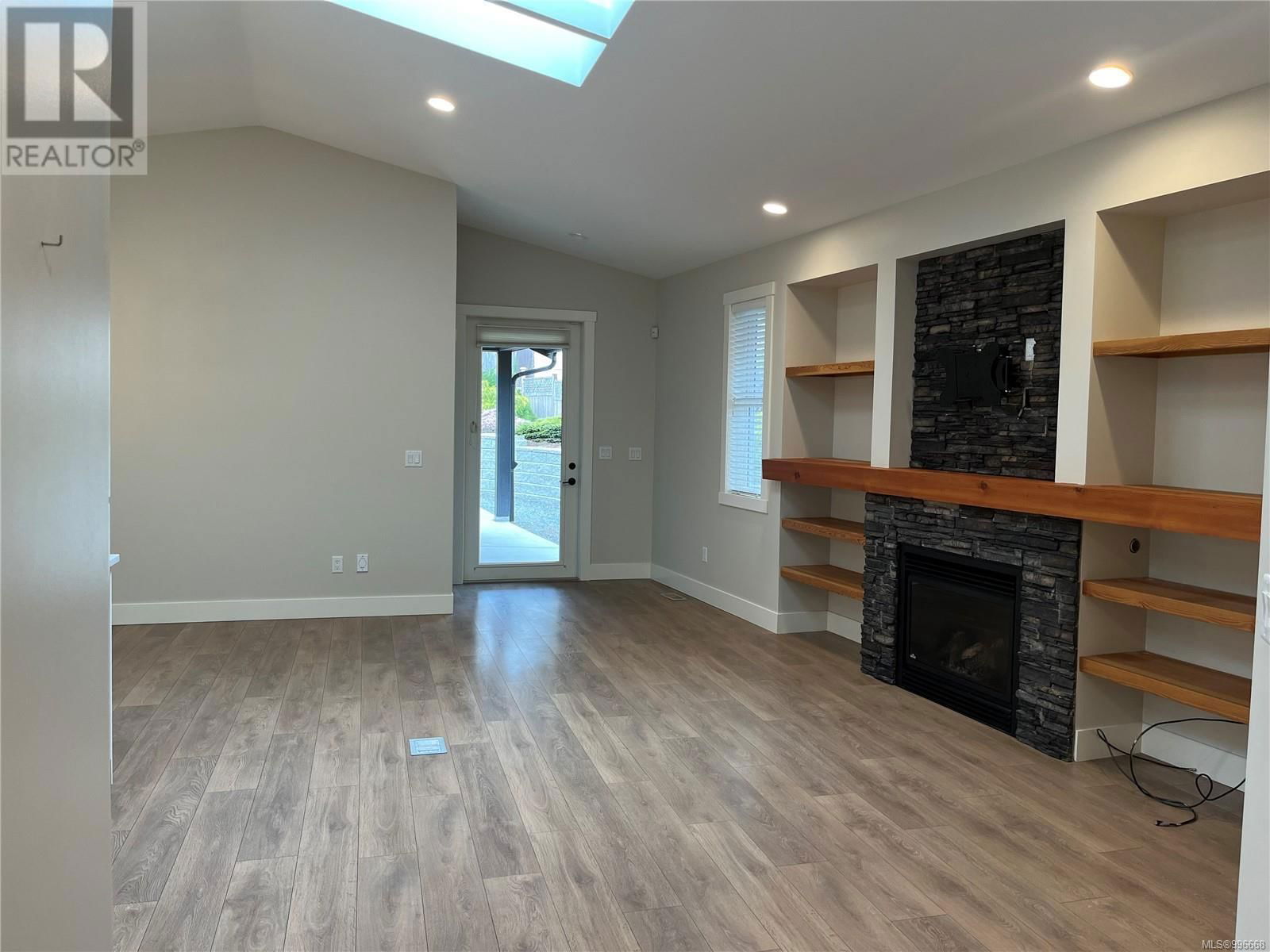 3073 NEYLAND ROAD Image 8