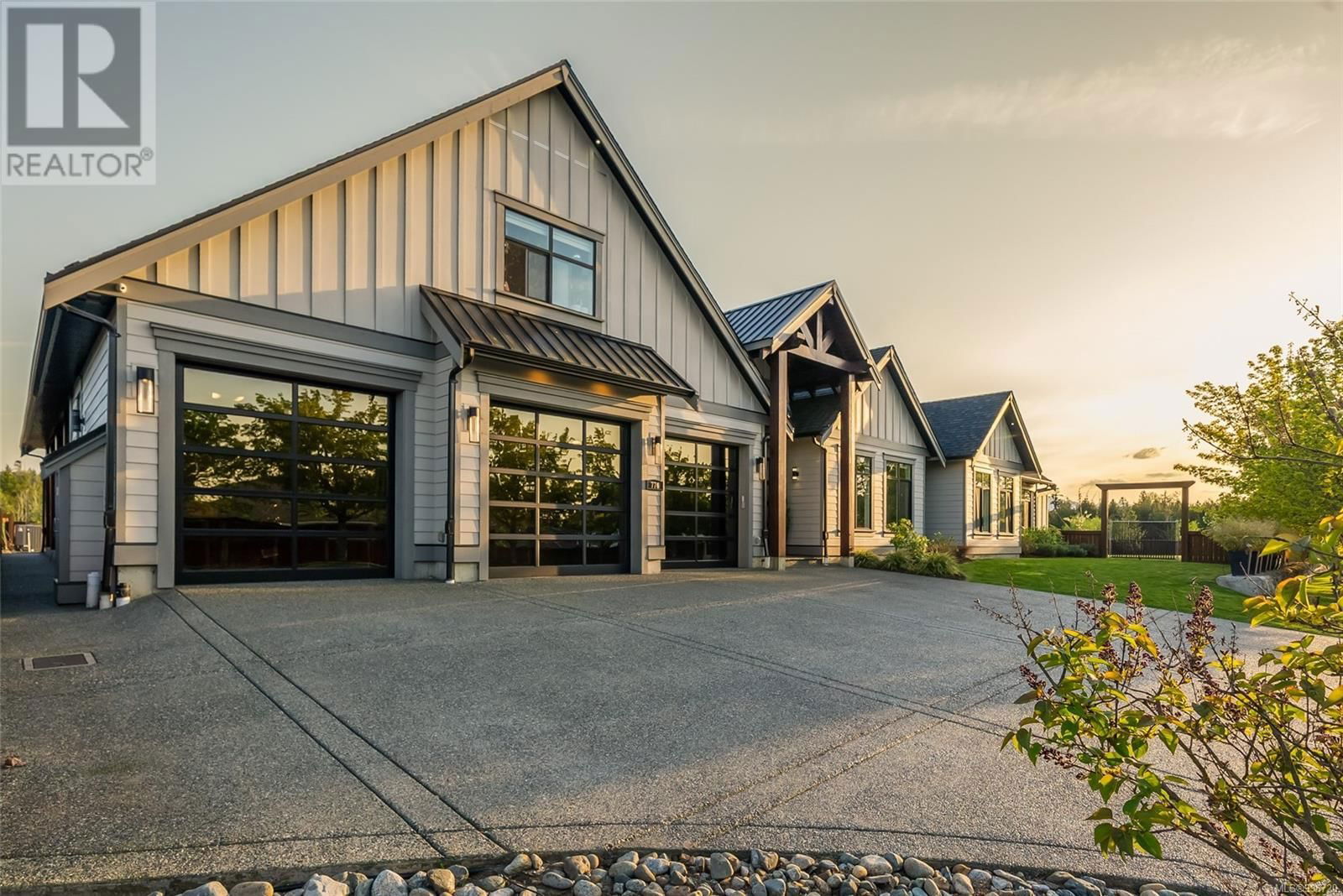 776 HIRST AVENUE Image 1