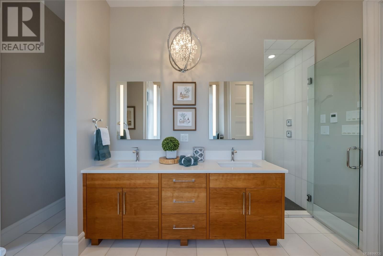 776 HIRST AVENUE Image 34
