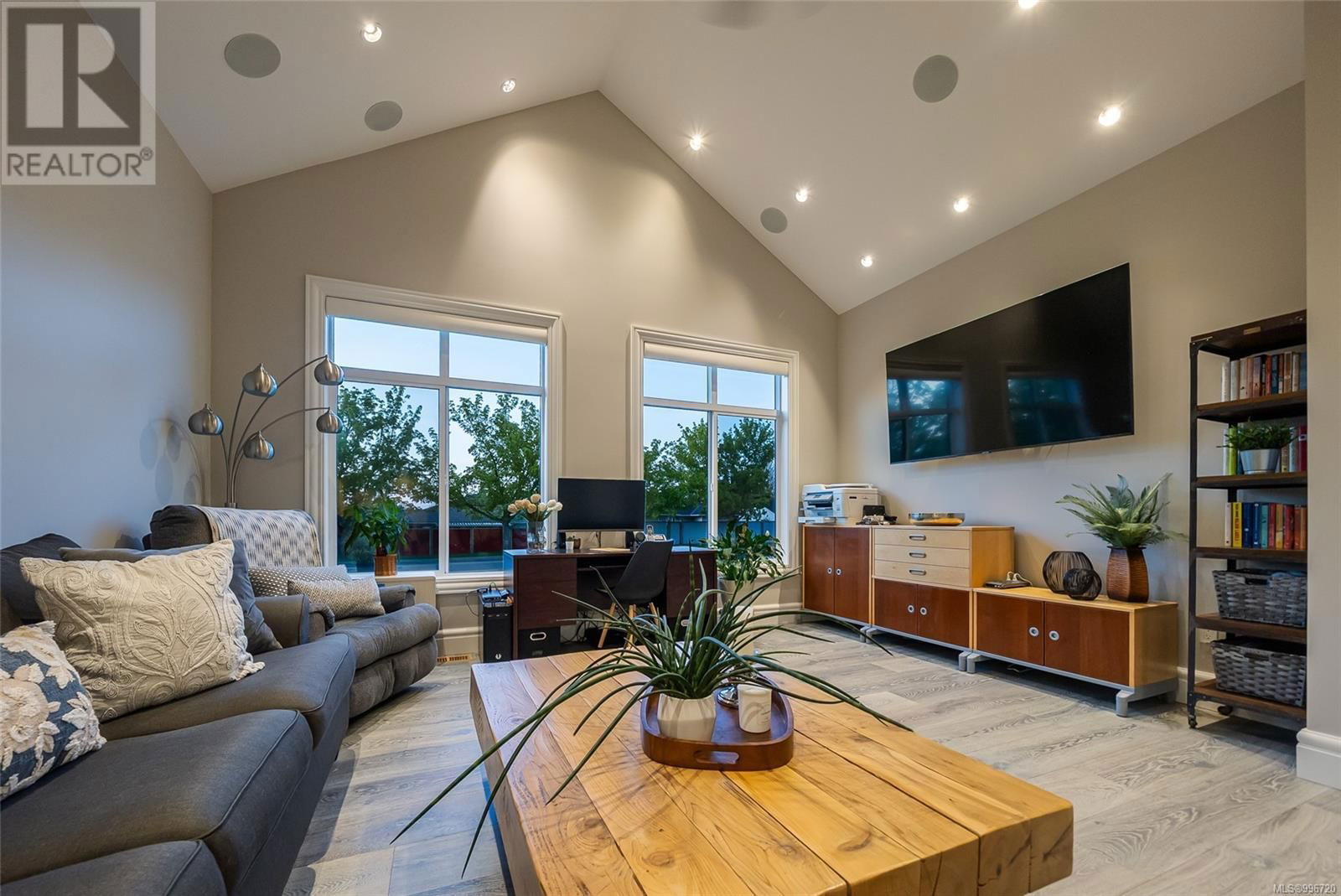 776 HIRST AVENUE Image 42