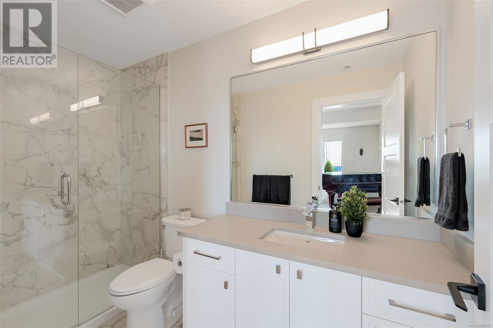 1122 OLIVINE MEWS Image 35