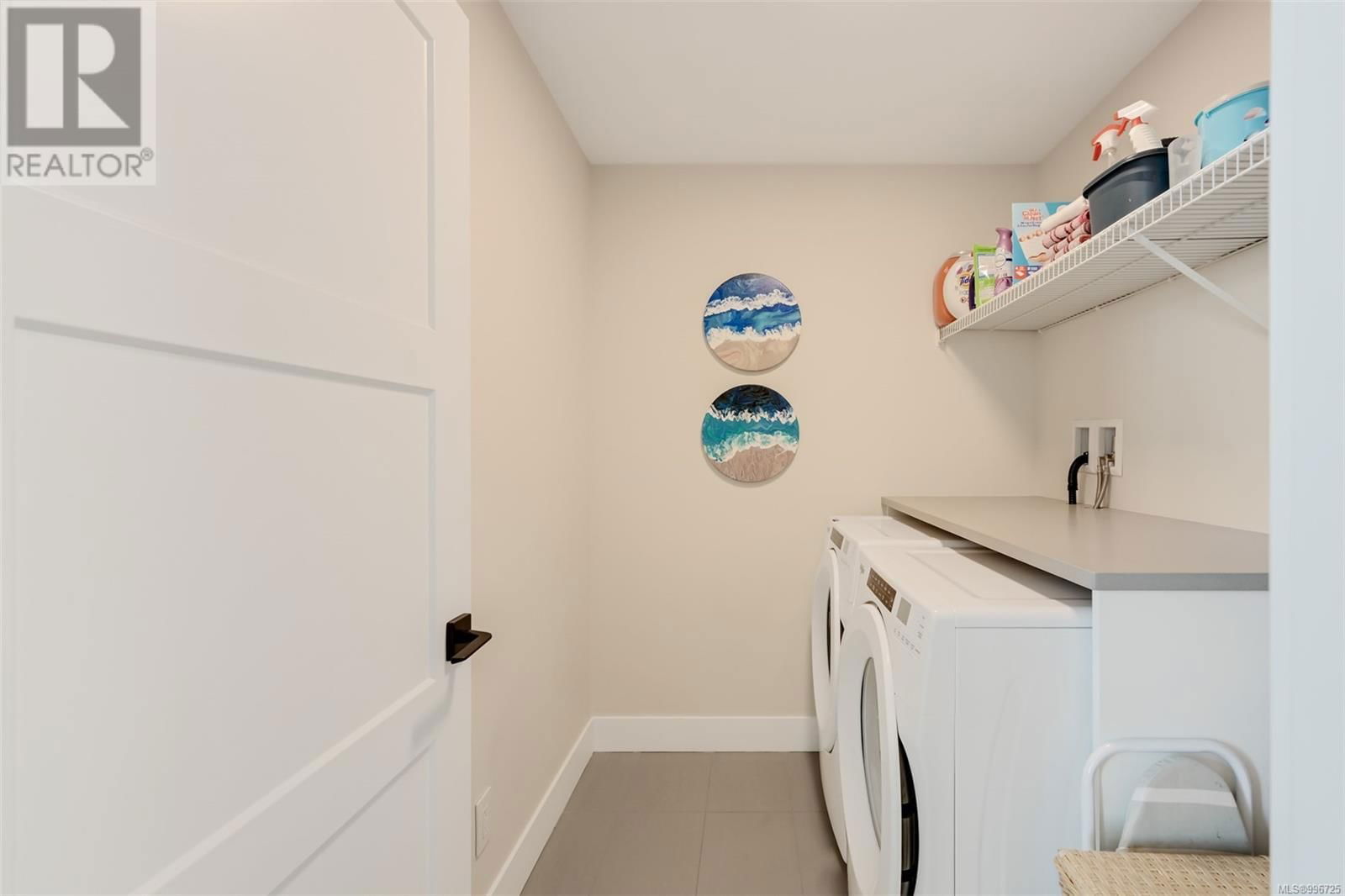 1122 OLIVINE MEWS Image 36