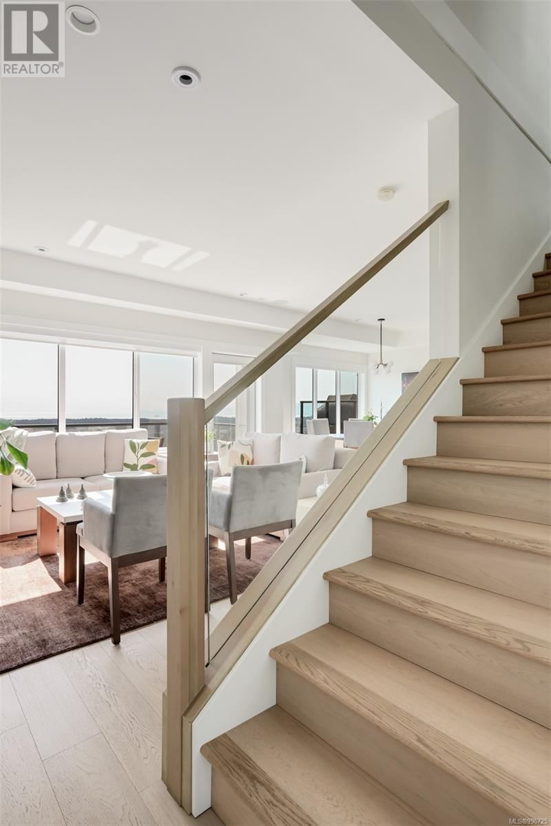 1122 OLIVINE MEWS Image 37