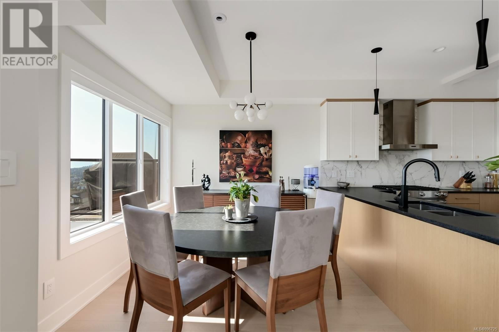 1122 OLIVINE MEWS Image 9