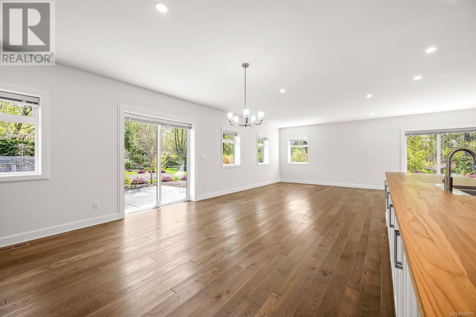 3767 MAPLE LANE Image 20