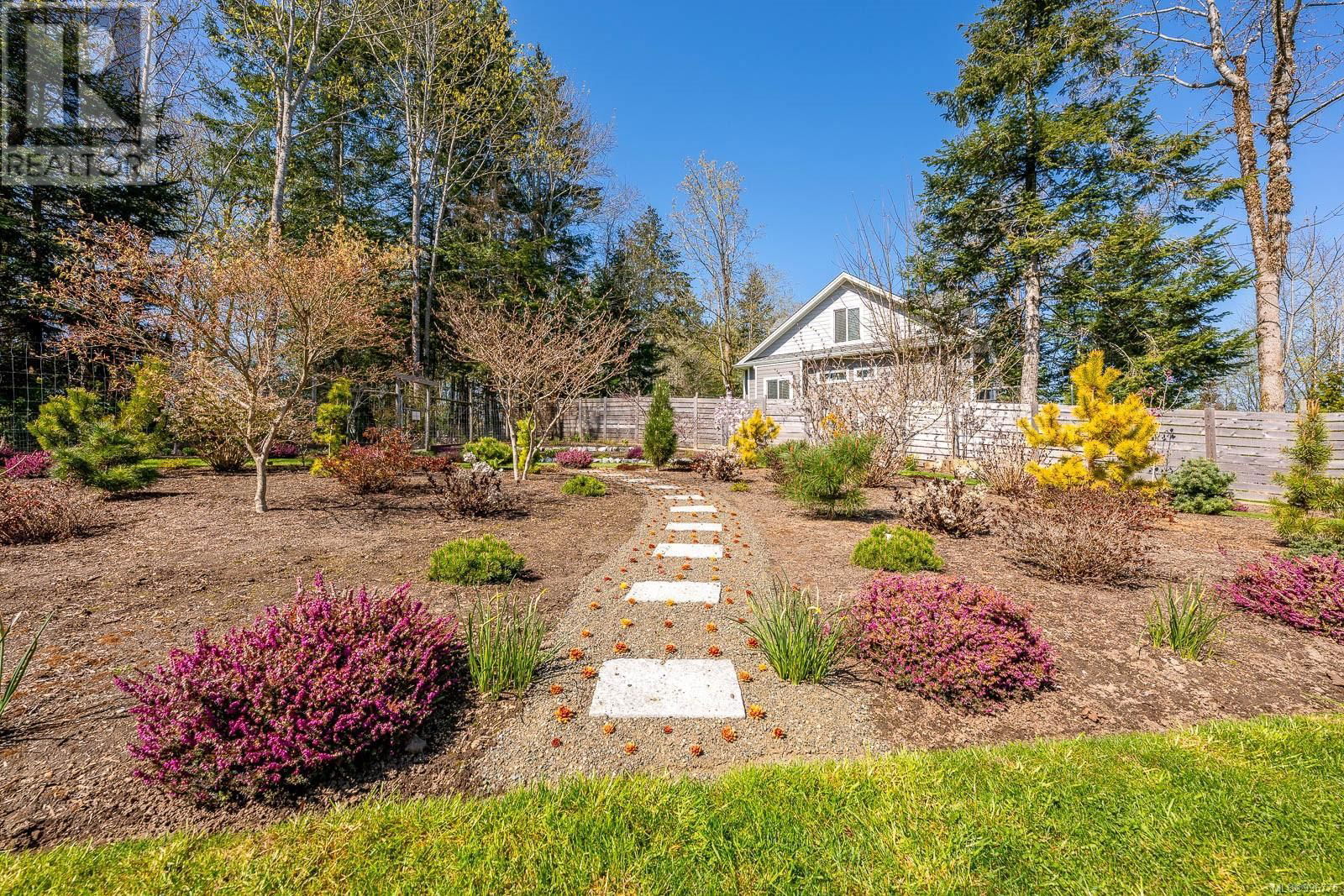 3767 MAPLE LANE Image 24