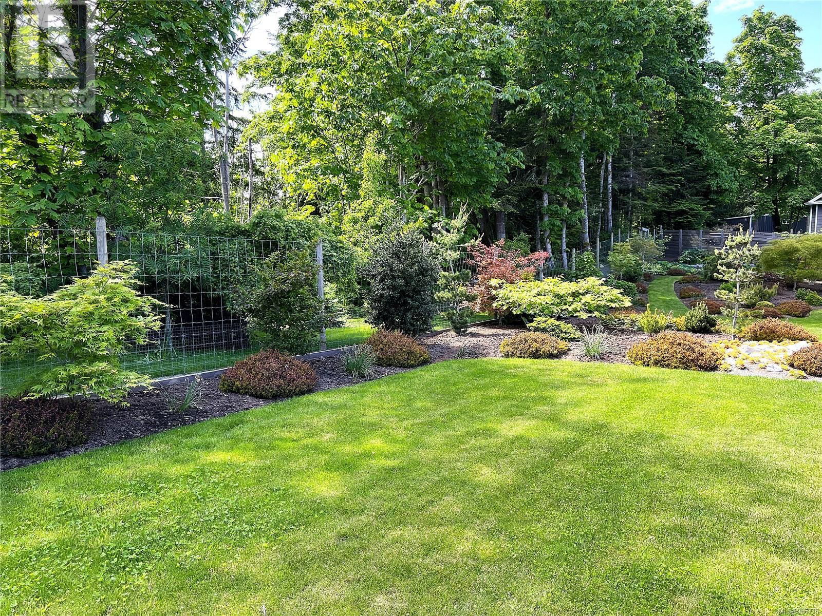 3767 MAPLE LANE Image 29