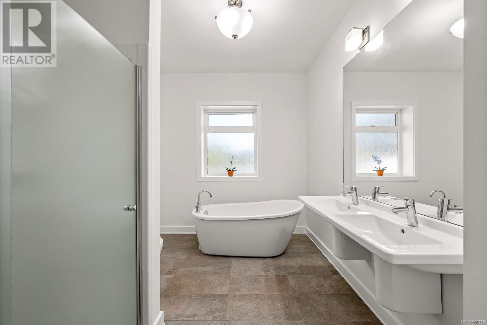 3767 MAPLE LANE Image 45