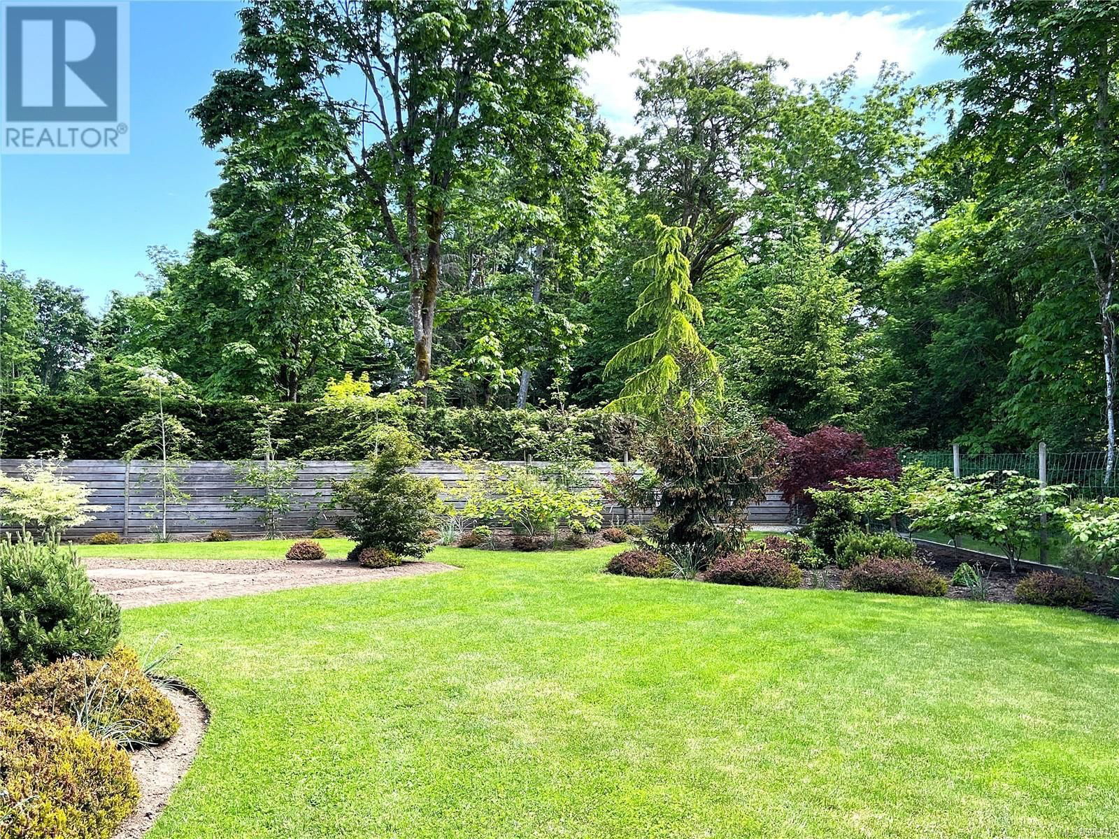 3767 MAPLE LANE Image 81