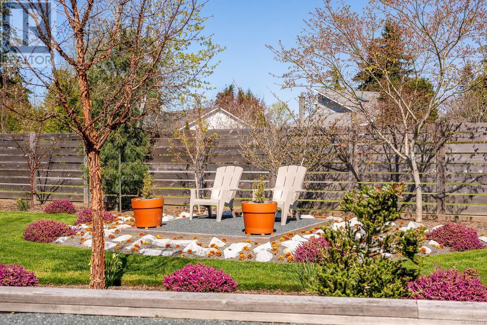 3767 MAPLE LANE Image 83