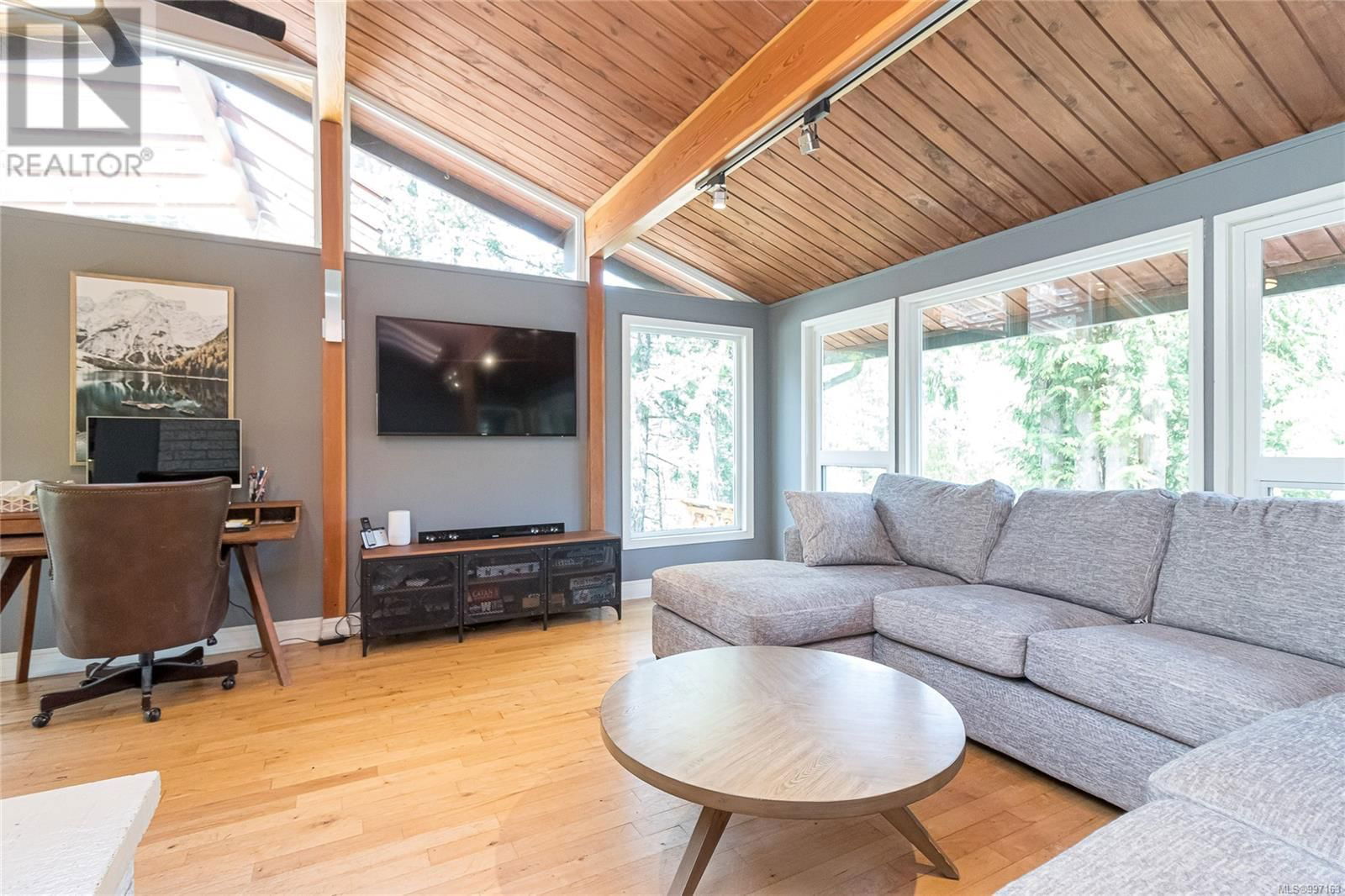 665 LATORIA ROAD Image 13