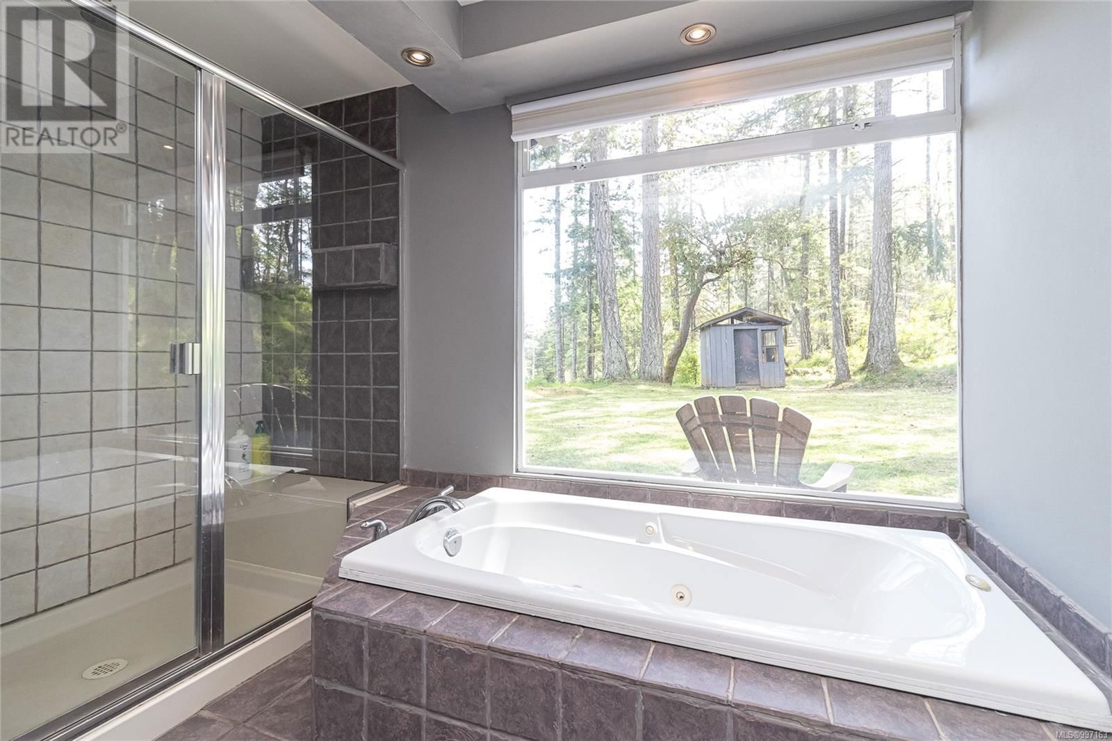 665 LATORIA ROAD Image 26