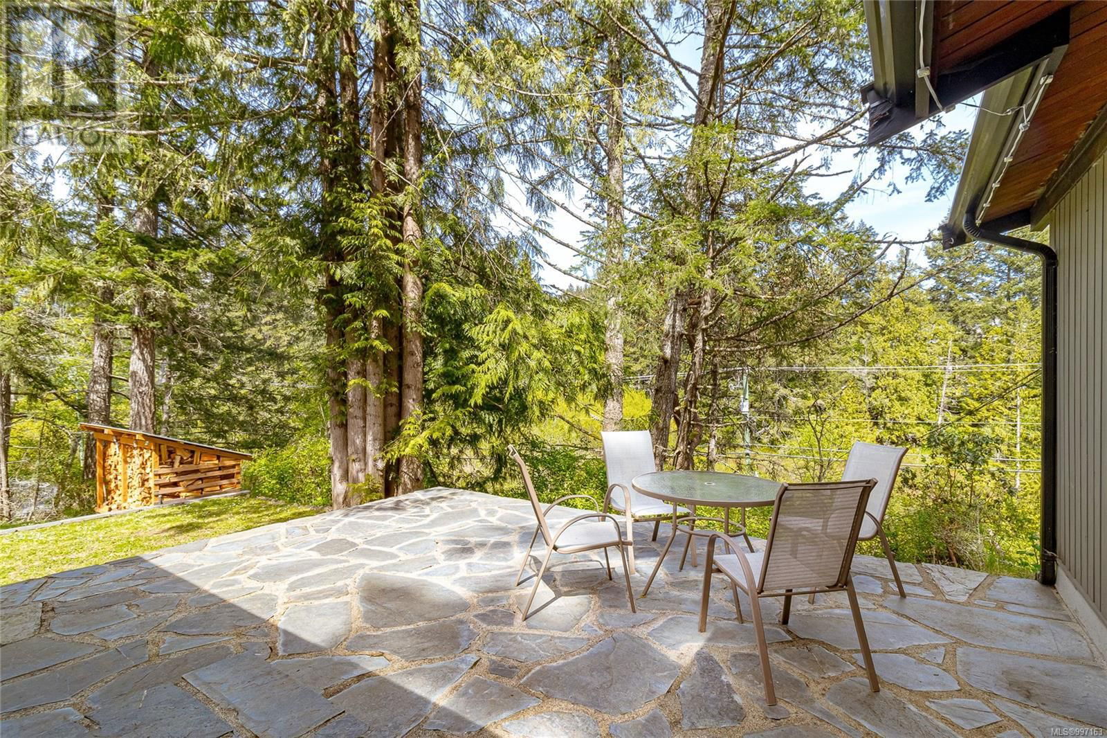 665 LATORIA ROAD Image 38