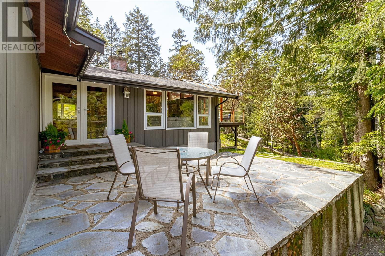665 LATORIA ROAD Image 4