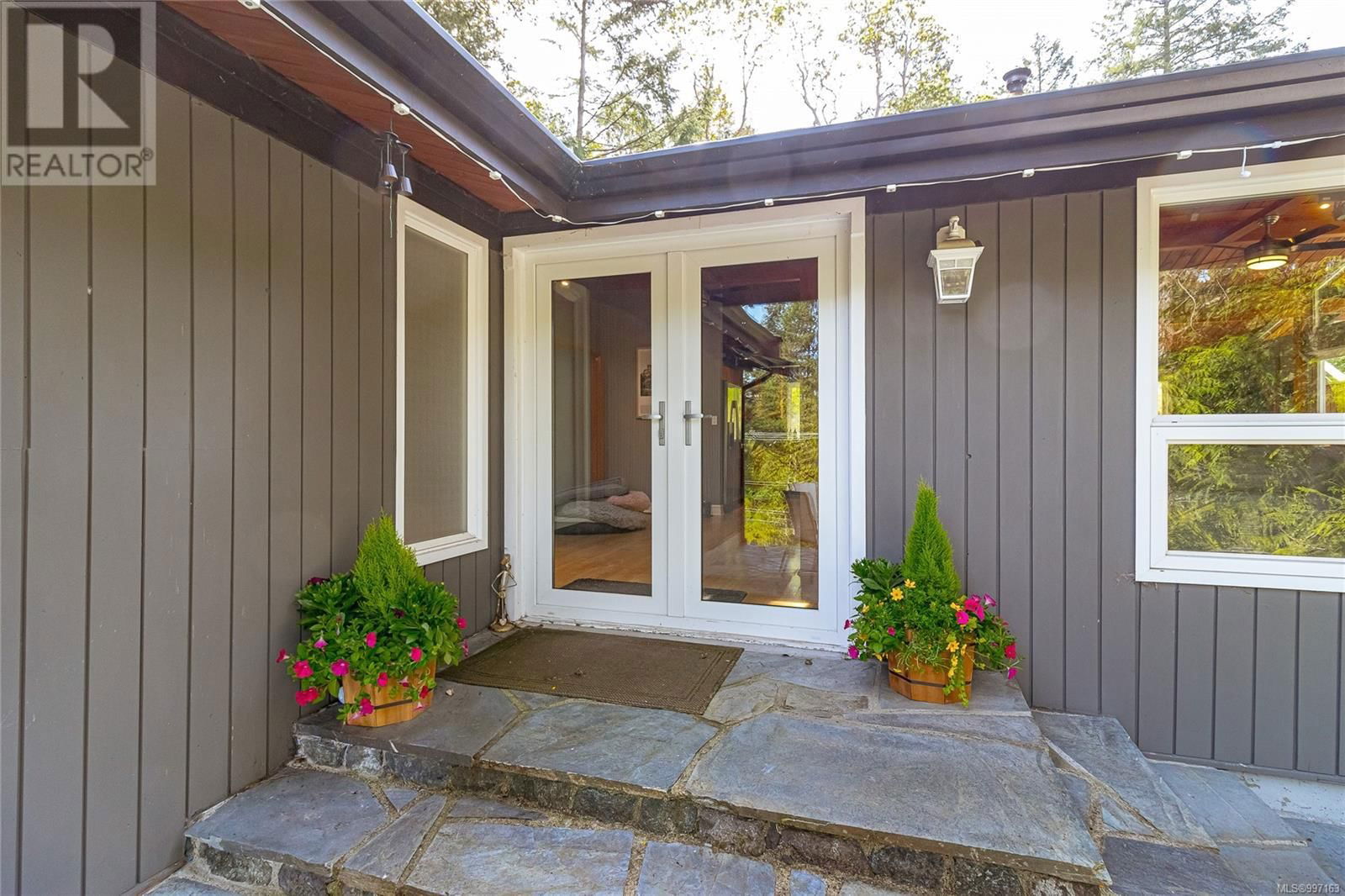 665 LATORIA ROAD Image 40