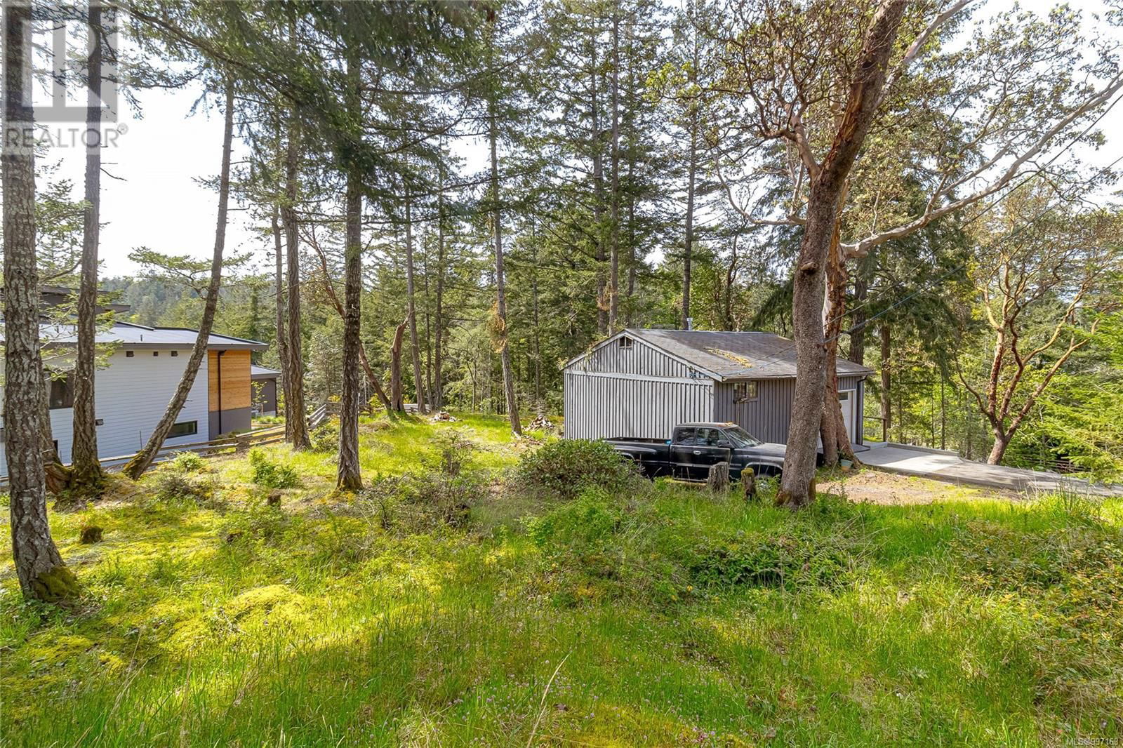665 LATORIA ROAD Image 47