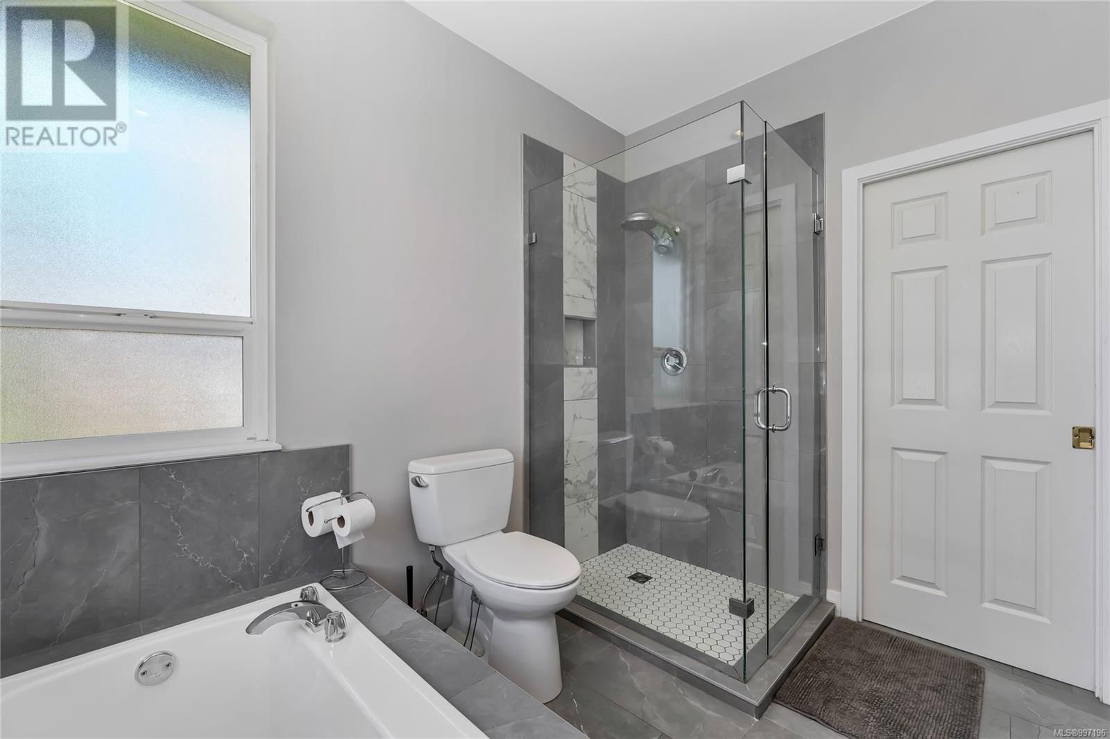 1401 DONNAY DRIVE Image 23