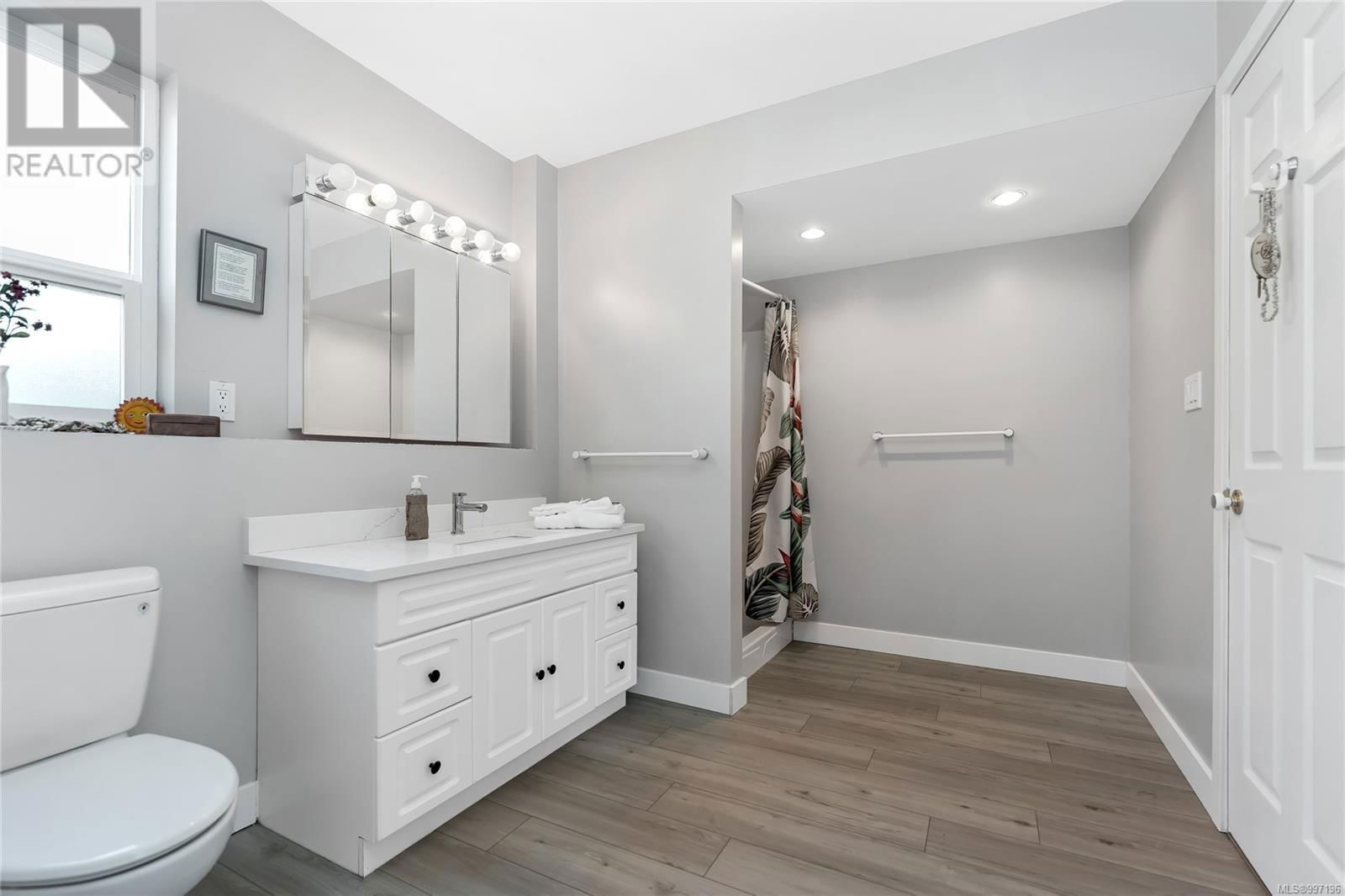 1401 DONNAY DRIVE Image 33