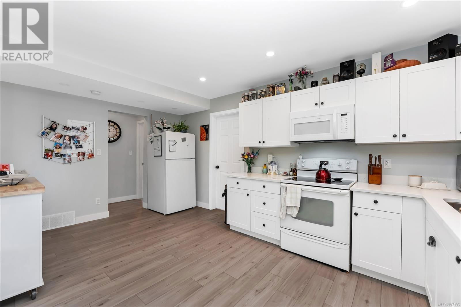 1401 DONNAY DRIVE Image 39