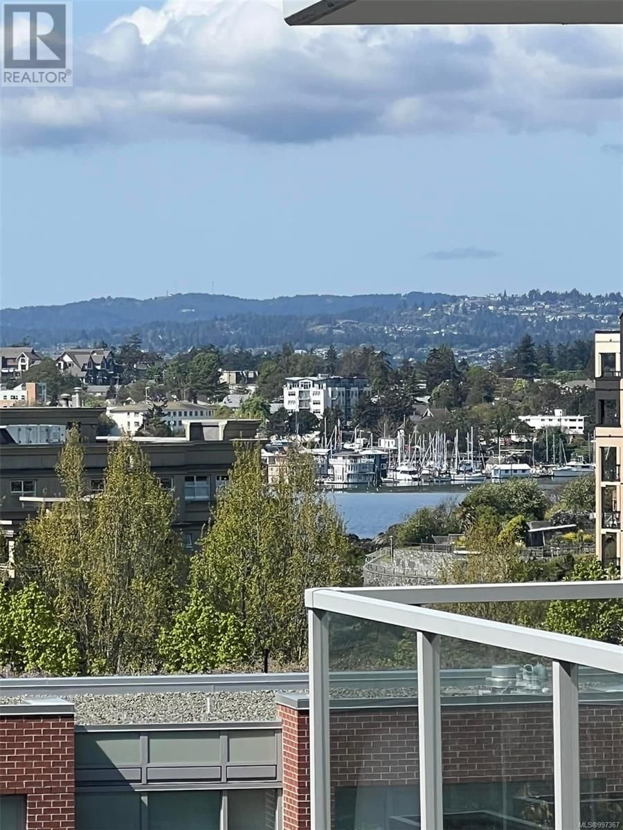 401 - 83 SAGHALIE ROAD Image 6