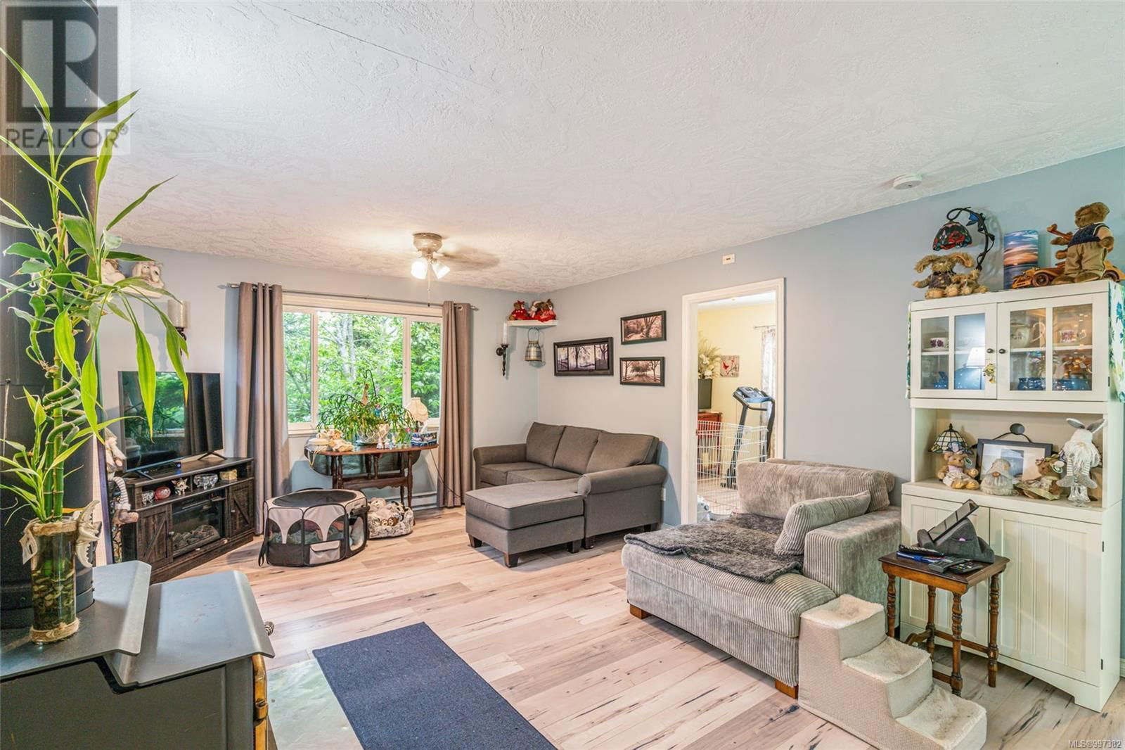 10 - 2100 ERRINGTON ROAD Image 14
