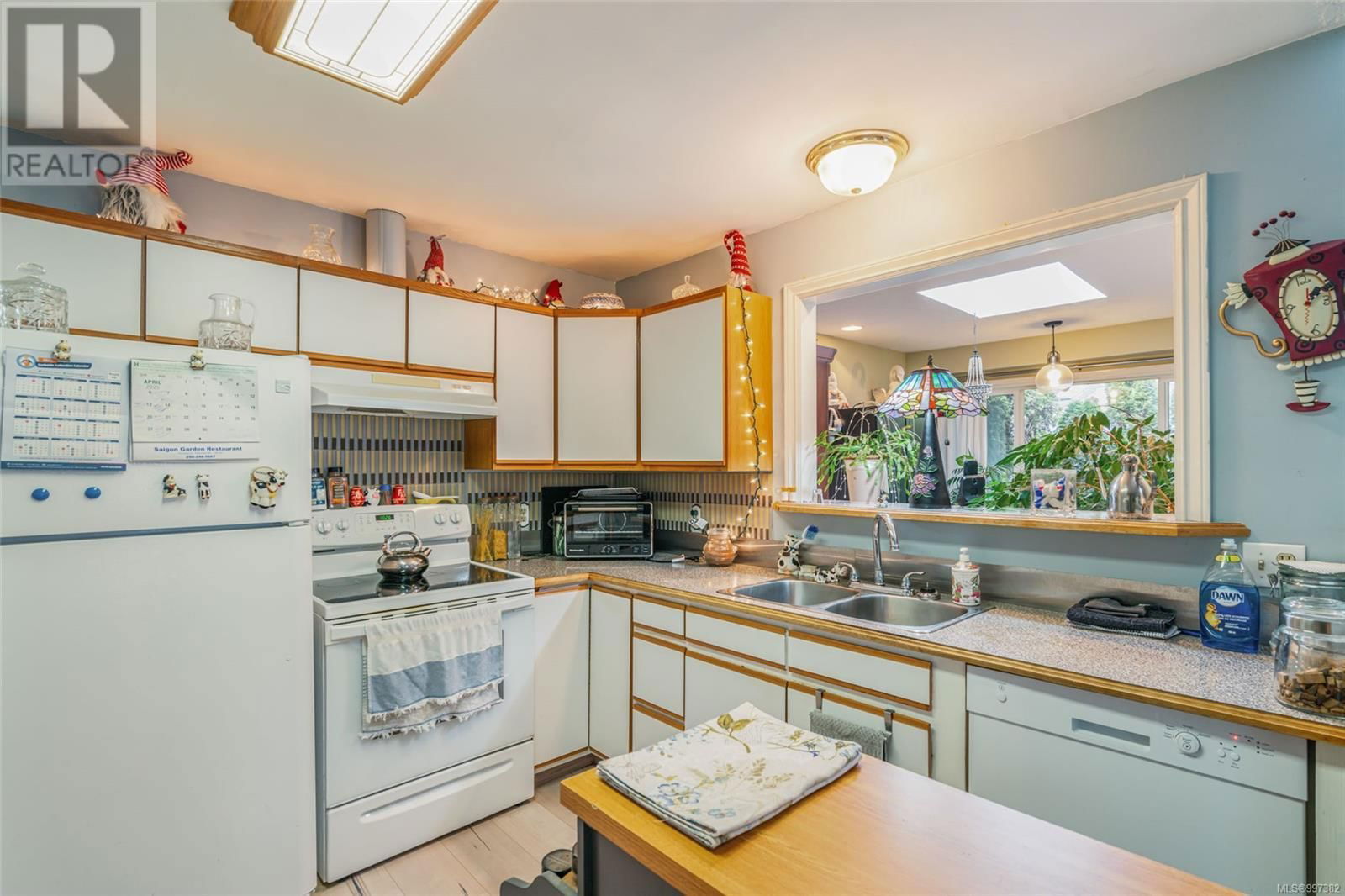 10 - 2100 ERRINGTON ROAD Image 5